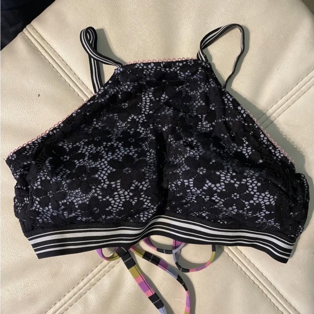 Victorias Secret Black Crochet Lace High Neck Halter Bralette LG Bikini